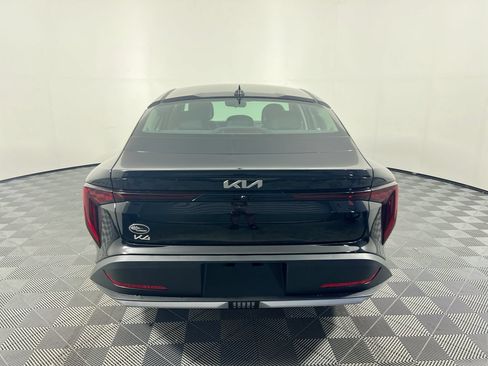 New 2026 Kia K4 FWD image 4