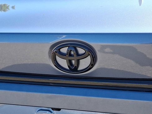 Used 2024 Toyota Corolla LE image 30