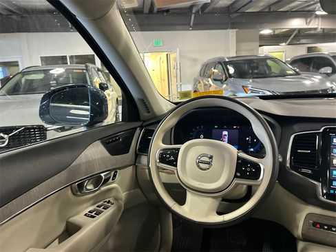 Certified 2023 Volvo XC90 B5 Plus w/ Protection Package Premier image 24
