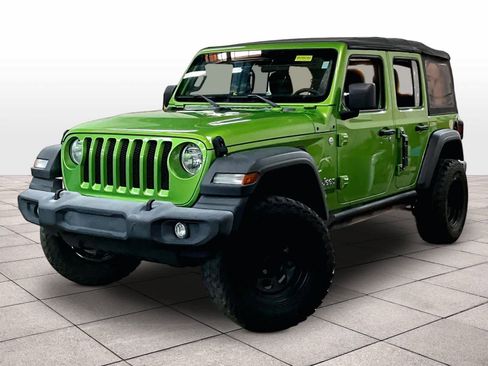 Used 2018 Jeep Wrangler Unlimited Sport image 1