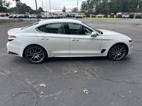 Used 2026 Genesis G70 2.5T RWD image 6