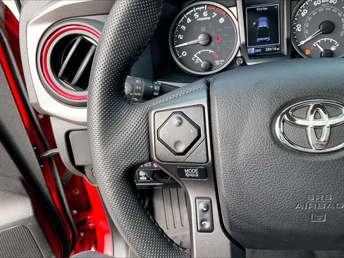 Used 2022 Toyota Tacoma TRD Sport w/ TRD Premium Sport Package image 23