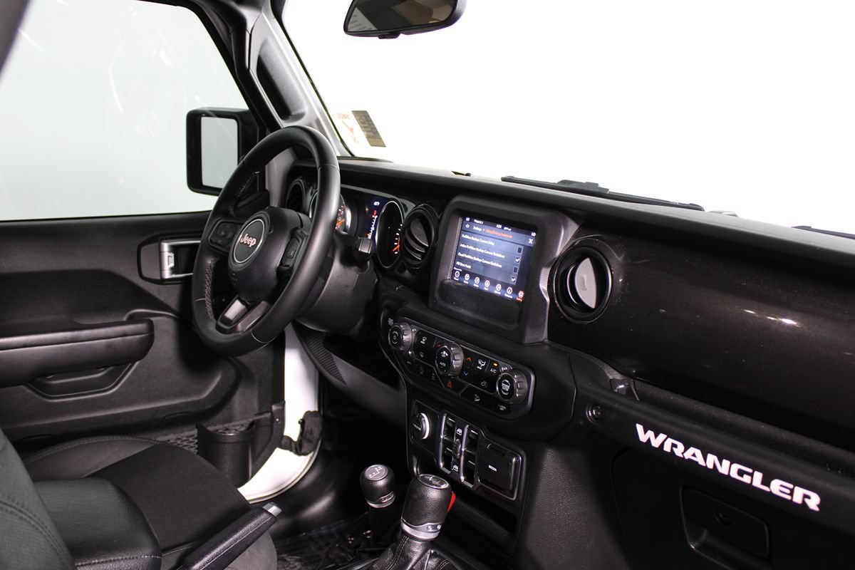 Used 2020 Jeep Wrangler Unlimited Sport AWD/4WD image 28