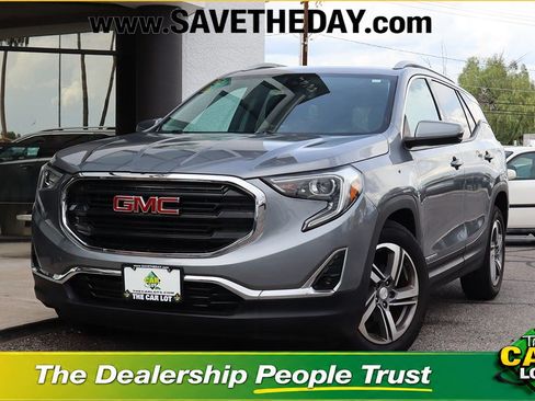 Used 2020 GMC Terrain SLT FWD image 1