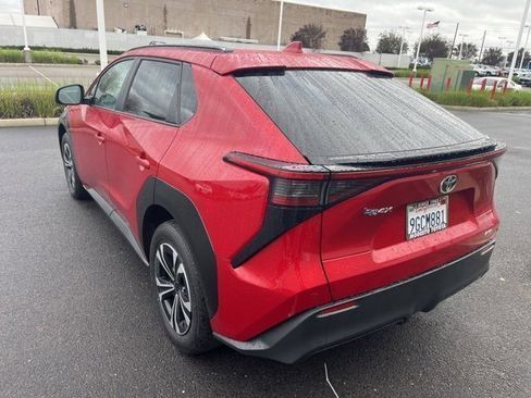 Used 2023 Toyota bZ4X XLE image 7