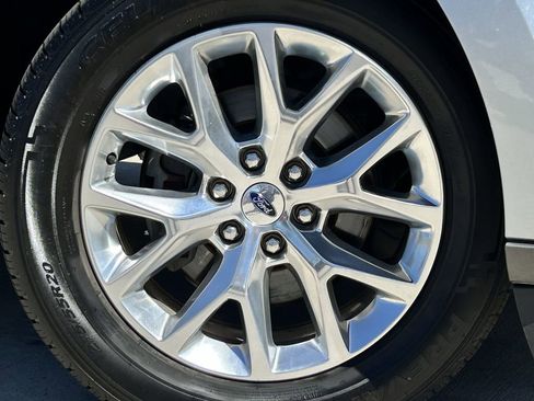 Used 2021 Ford Expedition XLT image 10