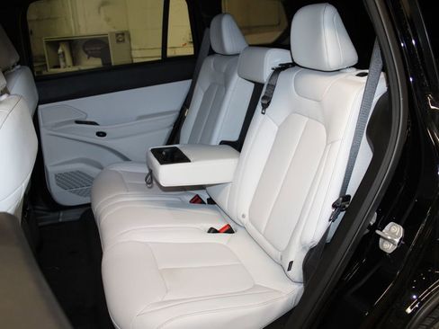 New 2026 Jeep Cherokee Limited AWD/4WD image 30