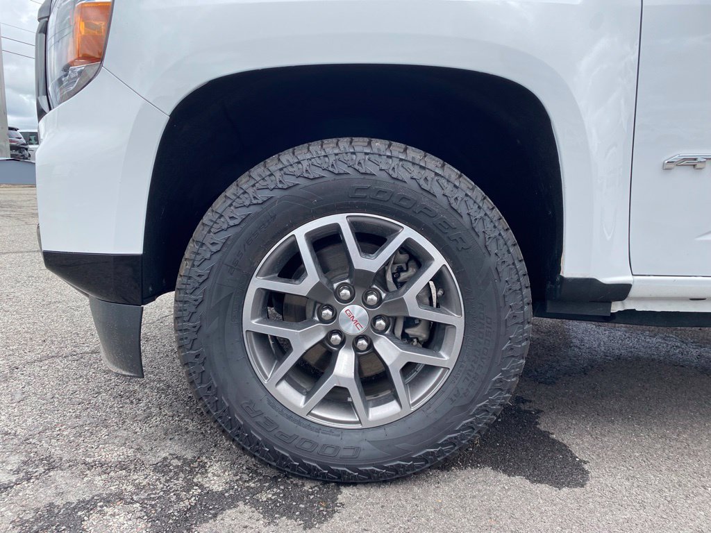Used 2022 GMC Canyon AT4 AWD/4WD image 10