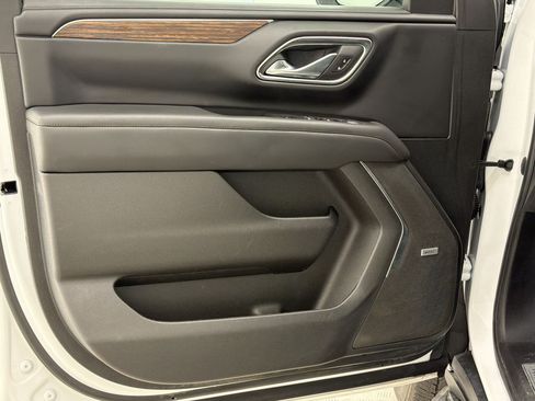 Used 2023 Chevrolet Tahoe High Country w/ Advanced Technology Package AWD/4WD image 14