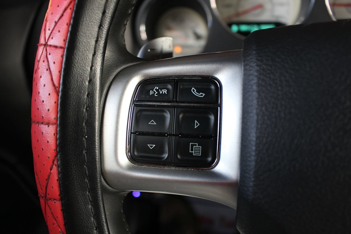 Used 2013 Dodge Challenger R/T Plus RWD image 17