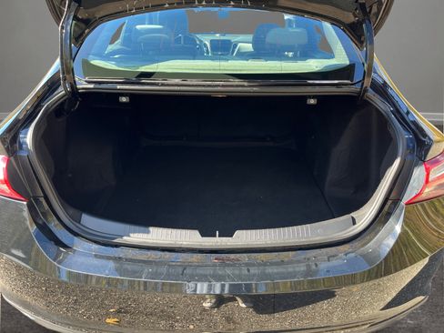 Used 2021 Chevrolet Malibu LT image 14