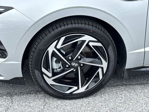 Certified 2025 Hyundai Sonata SEL FWD image 30
