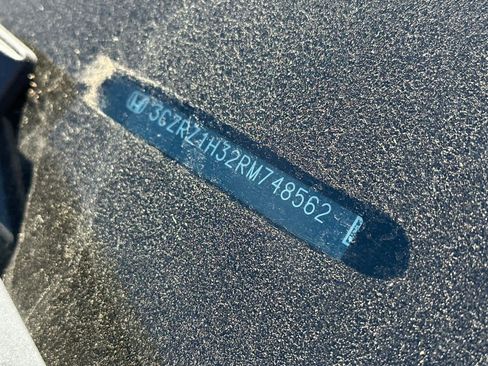 Used 2024 Honda HR-V LX image 3