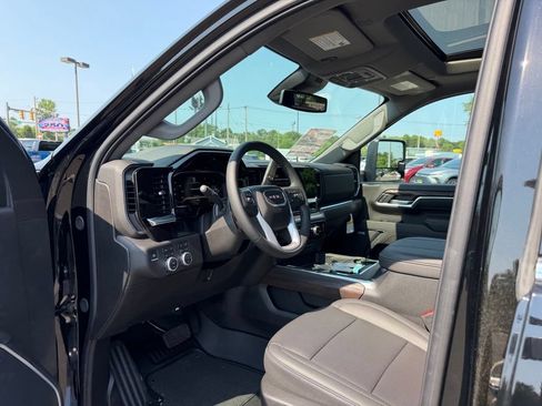 New 2025 GMC Sierra 2500 SLT w/ SLT Premium Package AWD/4WD image 23