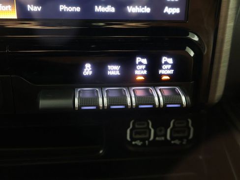 Used 2022 RAM 1500 Limited w/ Body-Colour Bumper Group AWD/4WD image 46