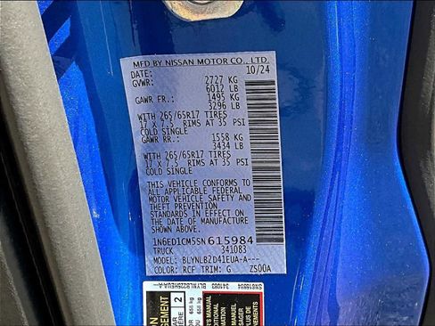 Used 2025 Nissan Frontier SV image 47