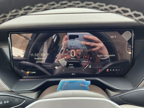 New 2026 GMC Acadia Denali w/ Super Cruise Package image 25