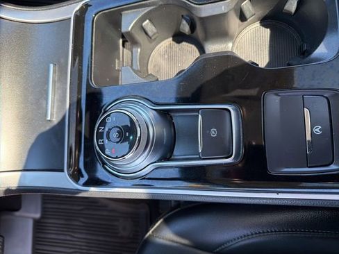 Used 2020 Ford Edge SEL w/ Convenience Package AWD/4WD image 17