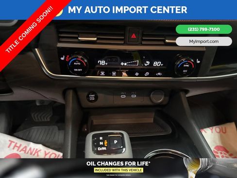 Certified 2025 Nissan Rogue SV image 22