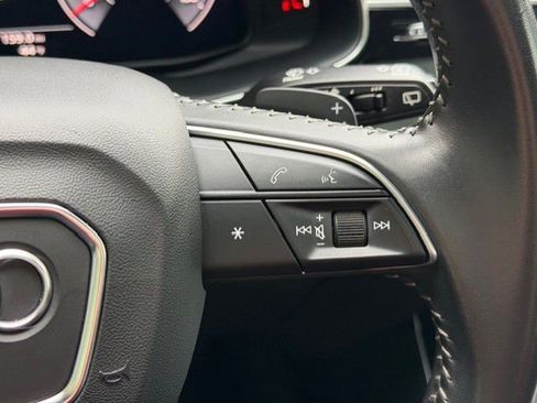 Used 2019 Audi Q8 Premium Plus image 35