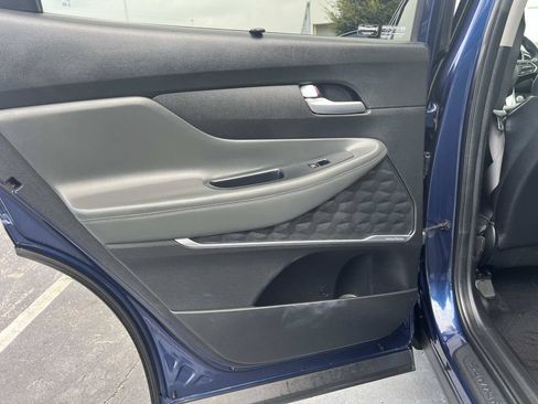 Used 2022 Hyundai Santa Fe SEL w/ Convenience + Premium Package FWD image 12