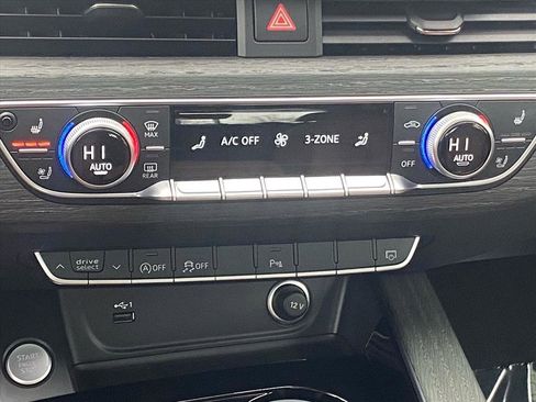 Used 2022 Audi A5 2.0T Premium Plus w/ Premium Plus image 9