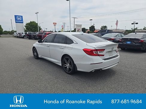 Used 2019 Honda Accord Sport image 3
