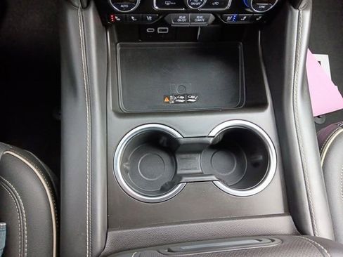 Used 2024 Chevrolet Tahoe Premier image 26