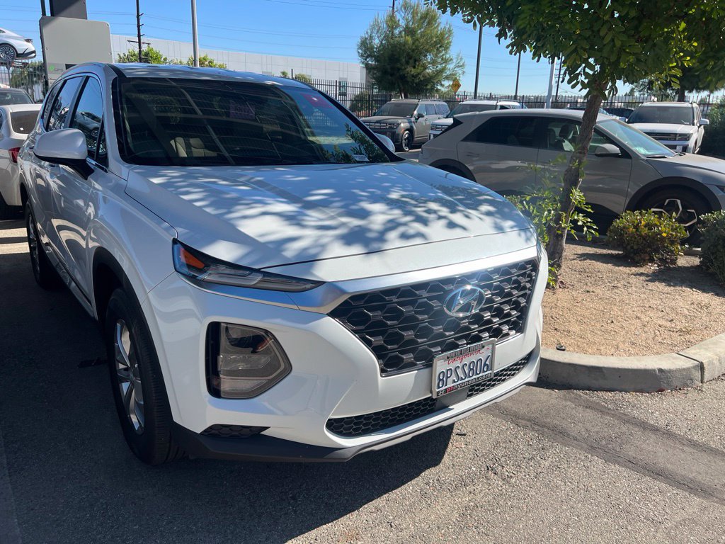 Used 2020 Hyundai Santa Fe SE w/ Cargo Package FWD image 1