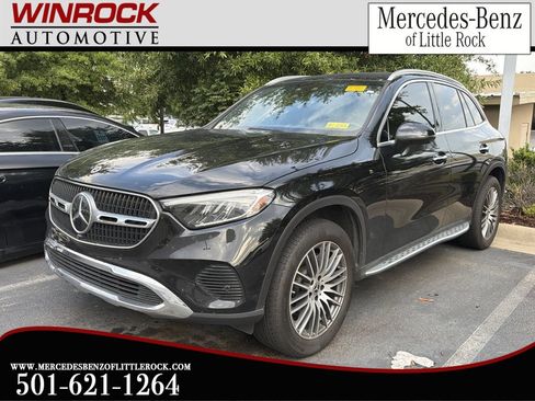 Used 2024 Mercedes-Benz GLC 300 4MATIC image 1