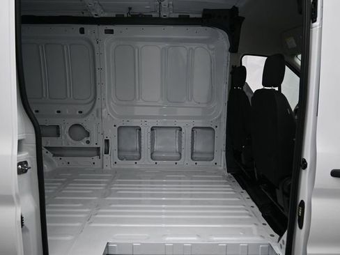 New 2026 Ford Transit 250 148 Medium Roof image 28