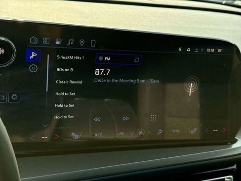 New 2026 Chevrolet Traverse LT FWD image 26