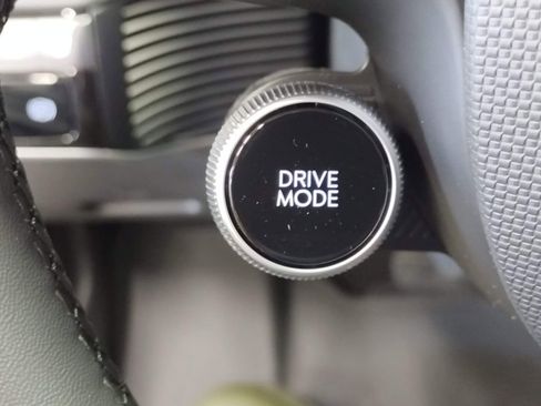 New 2026 Hyundai Ioniq 5 SEL image 23