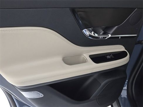 New 2026 Lincoln Corsair Grand Touring image 21