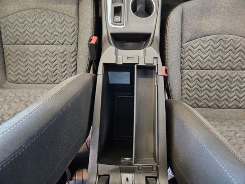 Used 2023 Chevrolet Equinox LT w/ LPO, Floor Liner Package AWD/4WD image 20