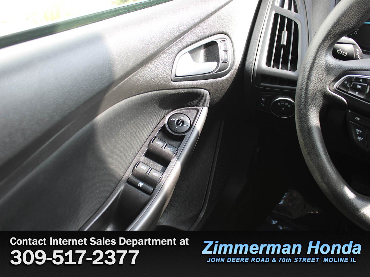 Used 2018 Ford Focus SEL FWD image 13