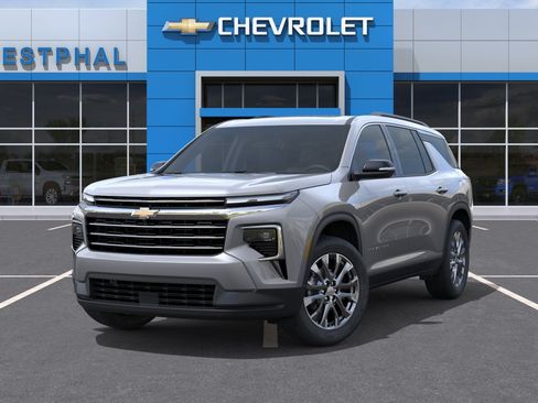 New 2026 Chevrolet Traverse LT w/ Sun and Wheel Package AWD/4WD image 6