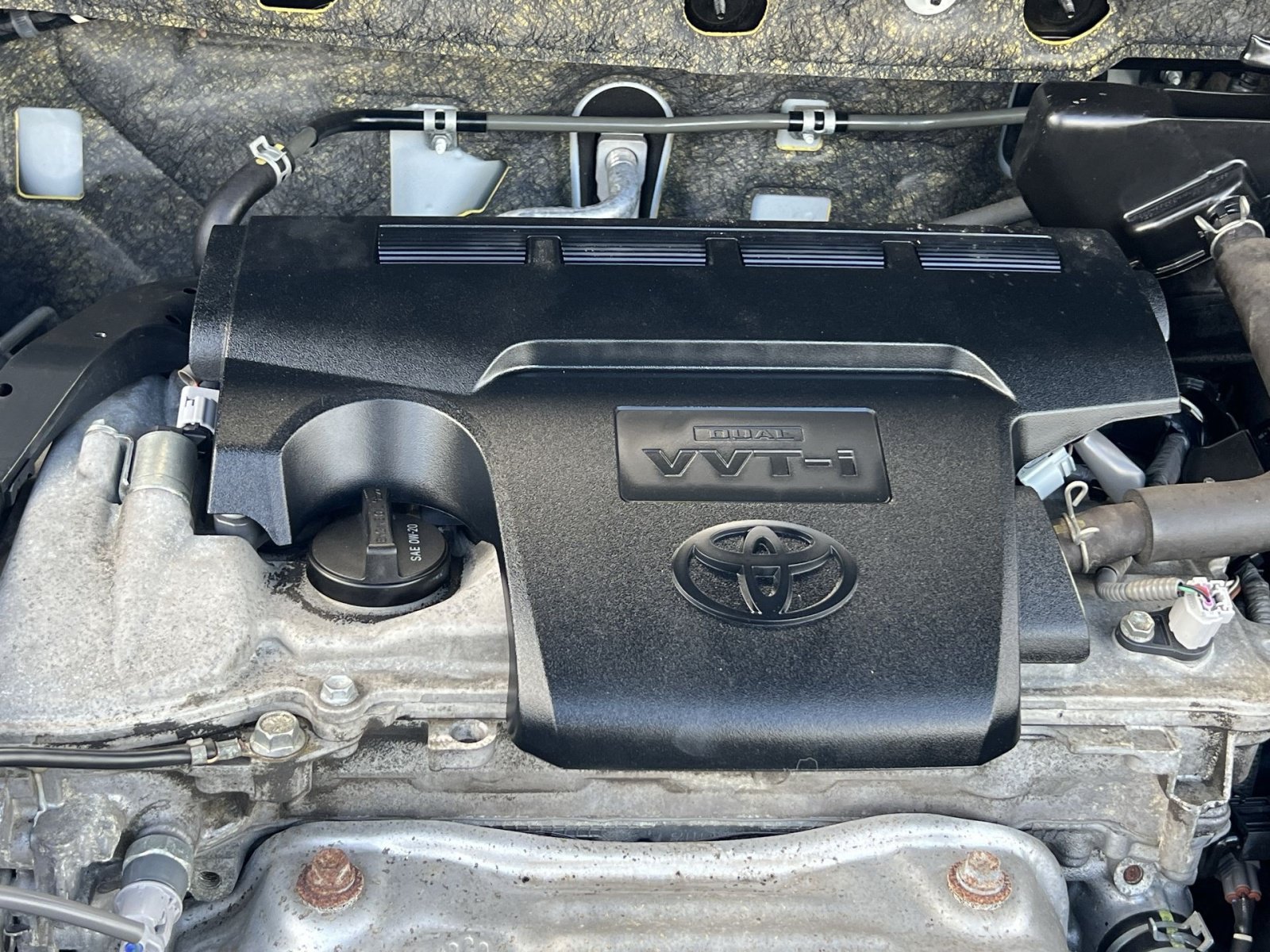 Used 2018 Toyota RAV4 XLE w/ Plus Extra Value Package AWD/4WD image 28