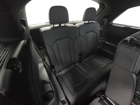 Used 2025 Audi Q7 3.0T Premium Plus AWD/4WD image 22
