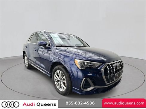 Certified 2022 Audi Q3 2.0T Premium w/ Convenience Package image 5