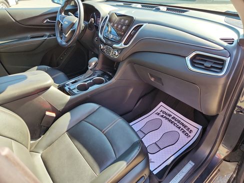 Used 2022 Chevrolet Equinox Premier image 47