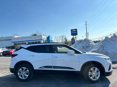 Used 2019 Chevrolet Blazer LT image 3