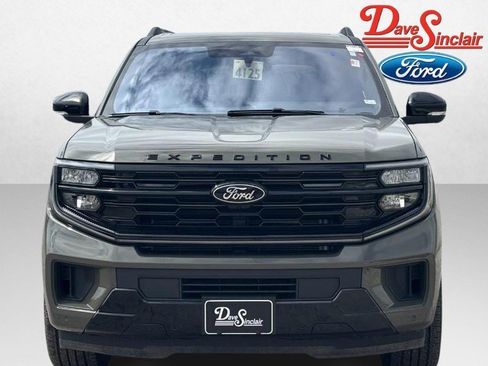 Used 2025 Ford Expedition Max Platinum w/ Stealth Performance Package AWD/4WD image 2