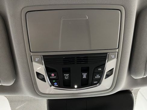 Certified 2022 Acura RDX AWD w/ Advance Package image 9