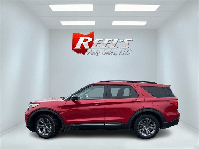 Used 2023 Ford Explorer XLT w/ Equipment Group 202A AWD/4WD image 13