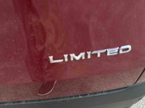 Used 2024 Toyota Grand Highlander AWD image 9