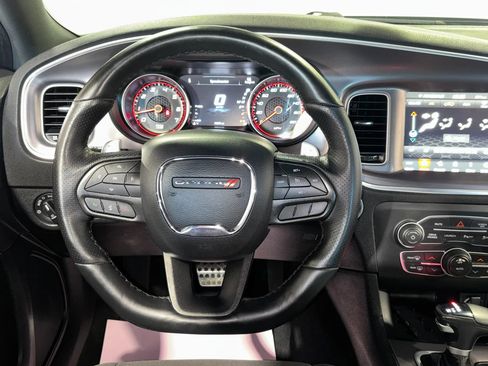 Used 2022 Dodge Charger Scat Pack w/ Dynamics Package RWD image 11