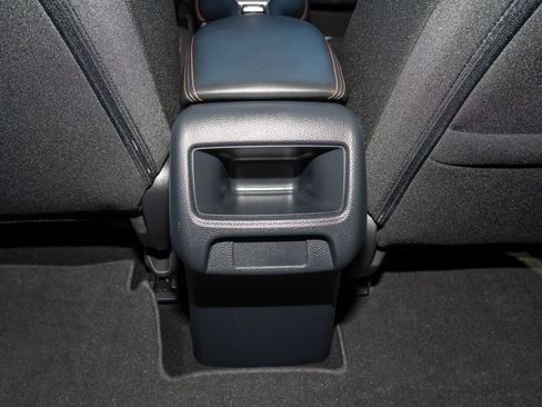 Certified 2024 Honda HR-V Sport image 17