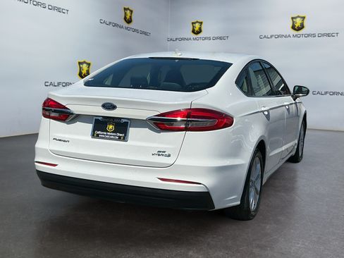 Used 2019 Ford Fusion SE FWD image 5