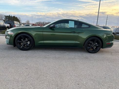 Used 2022 Ford Mustang Coupe w/ Equipment Group 101A image 4